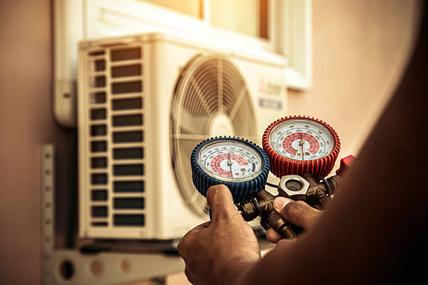 Professional Hvac technician working in North Dakota, ND